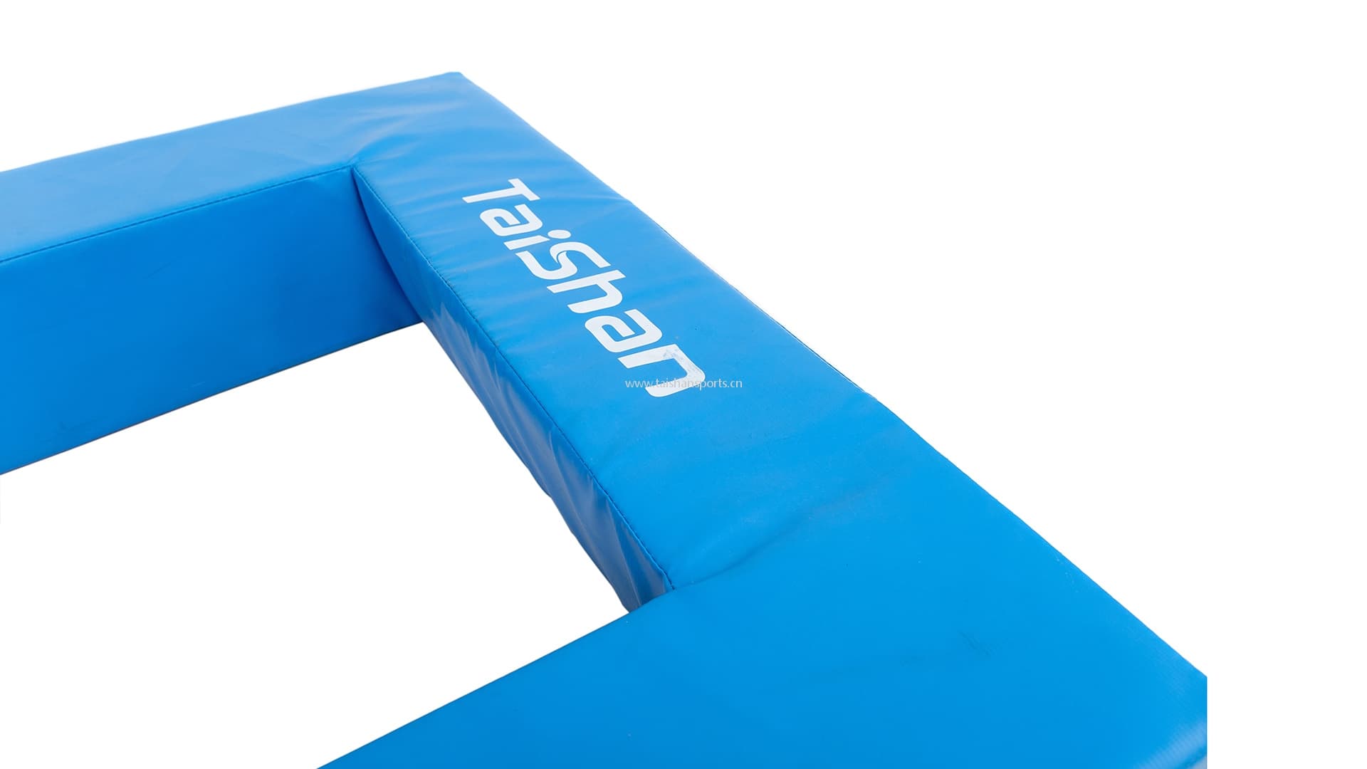 U-shaped mat