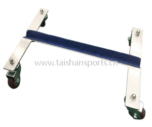 Transport trolley for balance beam