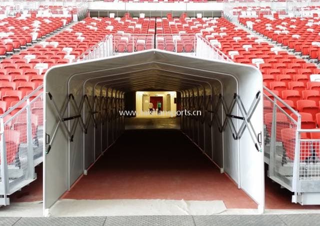 Football Telescopic Tunnel